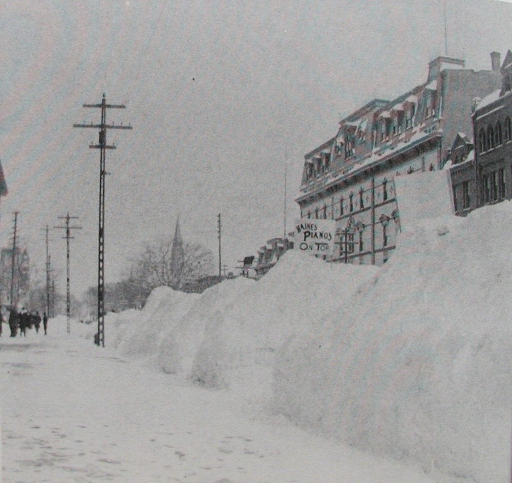 Blizzard Paralyzes Massachusetts